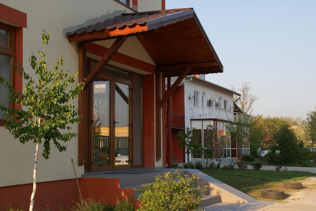 Hotel Hotel Otopeni 3*